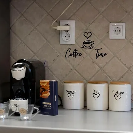 Train 23 Apartment *